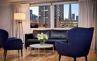 Radisson Blu Toronto Downtown