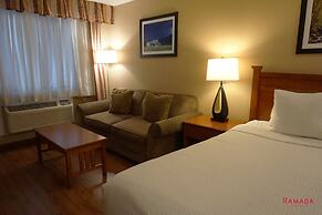 Ramada Hotel & Conference Center by Wyndham Kelowna