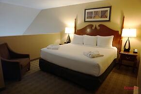Ramada Hotel & Conference Center by Wyndham Kelowna