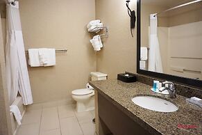 Ramada Hotel & Conference Center by Wyndham Kelowna