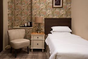 Dean Court Hotel
