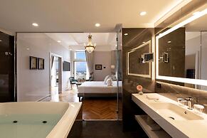 Grand Hotel Parkers
