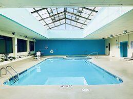 DoubleTree by Hilton Atlantic Beach Oceanfront
