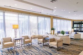 DoubleTree by Hilton Atlantic Beach Oceanfront
