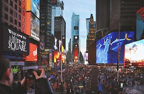 The Manhattan at Times Square