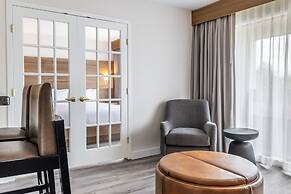 Atrium Hotel Vancouver