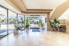 Atrium Hotel Vancouver