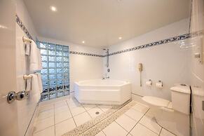 DoubleTree by Hilton Hotel Cairns