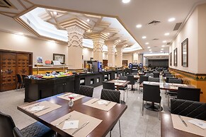Saray Hotel