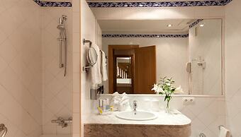 Saray Hotel