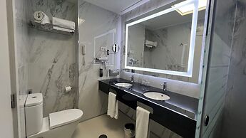Saray Hotel