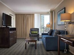 Chateau Victoria Hotel and Suites