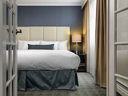 Chateau Victoria Hotel and Suites