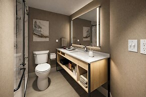 Red Roof Inn PLUS+ Vancouver Airport