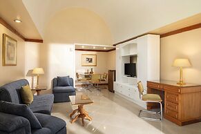 JAZ Pyramids Resort