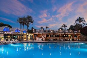 JAZ Pyramids Resort