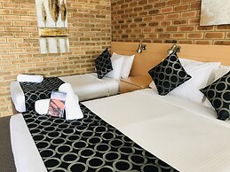 Jumbuck Motor Inn
