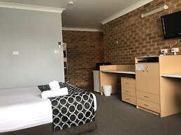 Jumbuck Motor Inn
