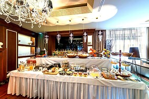 Hotel Century