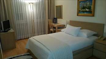Hotel Century