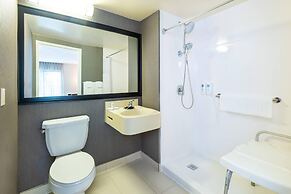 Comfort Inn Kingston - Highway 401