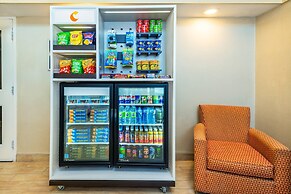 Comfort Inn Kingston - Highway 401