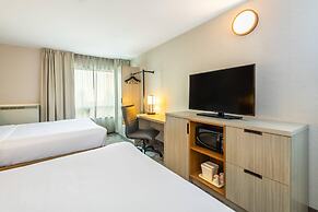 Comfort Inn Kingston - Highway 401