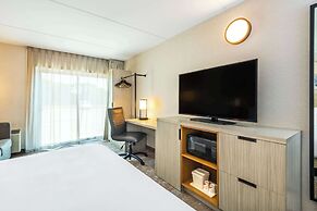 Comfort Inn Kingston - Highway 401