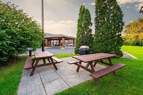 Comfort Inn Kingston - Highway 401
