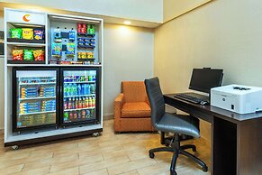 Comfort Inn Kingston - Highway 401