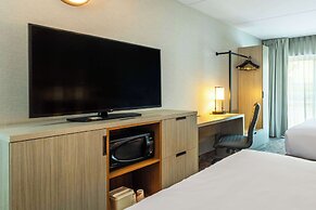 Comfort Inn Kingston - Highway 401