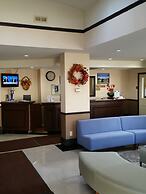 Super 8 by Wyndham Brockville