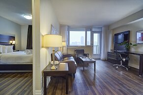 Town Inn Suites Hotel
