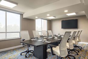 Embassy Suites by Hilton Toronto Airport