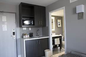 Embassy Suites by Hilton Toronto Airport