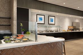Embassy Suites by Hilton Toronto Airport