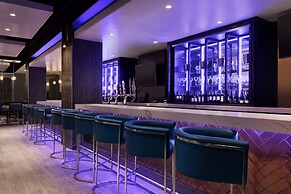 Embassy Suites by Hilton Toronto Airport