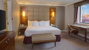 Hilton Cambridge City Centre