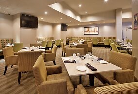 Holiday Inn Vancouver Centre by IHG