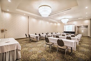 Holiday Inn Vancouver Centre by IHG