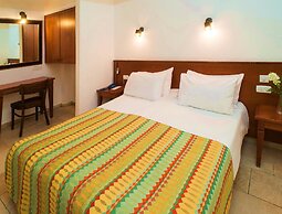Jrose Hotel
