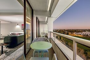 Crowne Plaza Perth by IHG