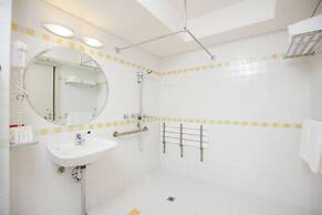 Crowne Plaza Perth by IHG