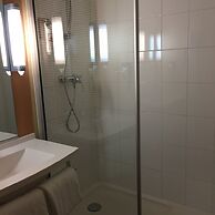 ibis Dijon Sud