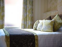 Oaklands Hall Hotel Grimsby