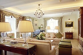 Badrutt's Palace Hotel