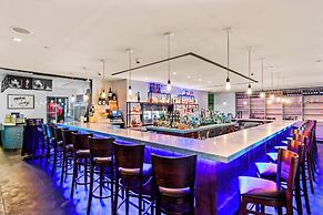 J House Greenwich
