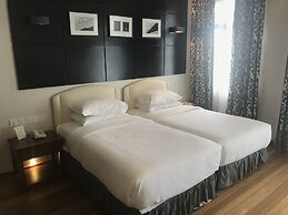 Strawberry Park Resort