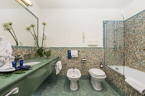 Royal Continental Hotel Naples