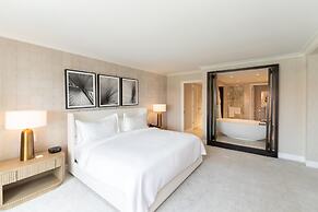 Eau Resort & Spa